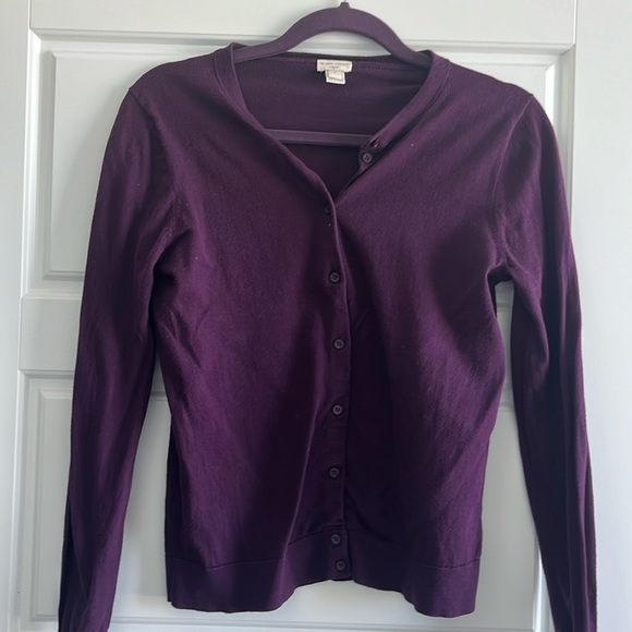 J. Crew Sweaters - Classic j crew Caryn cardigan